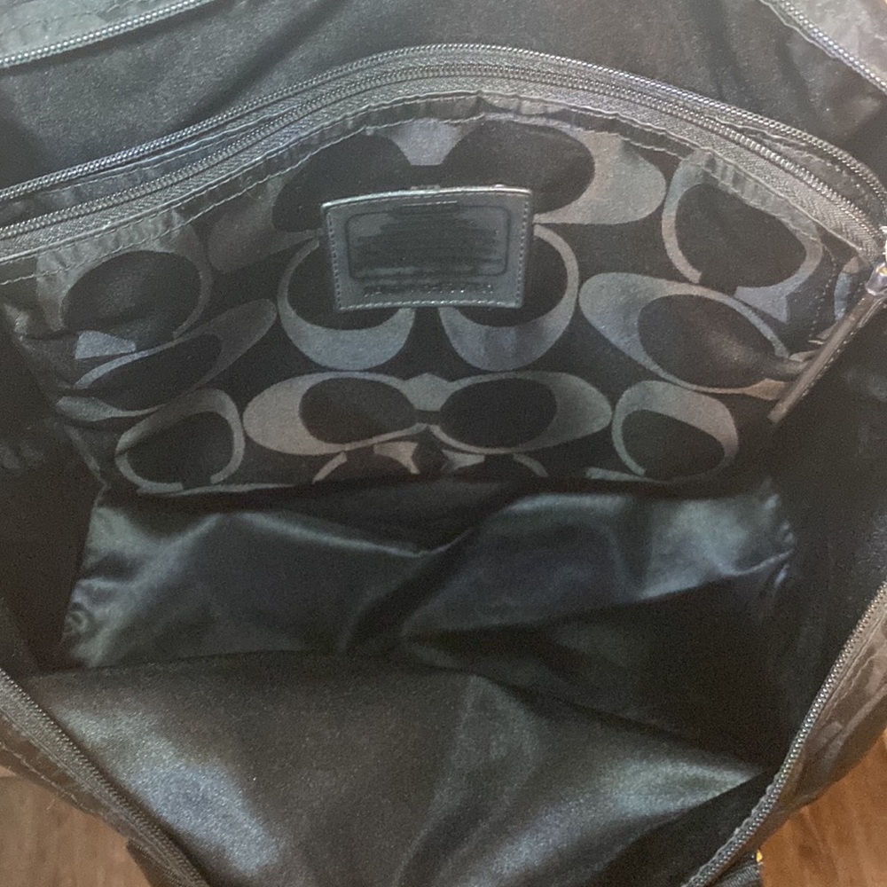 Coach Tote Bag - Picture 4 of 5